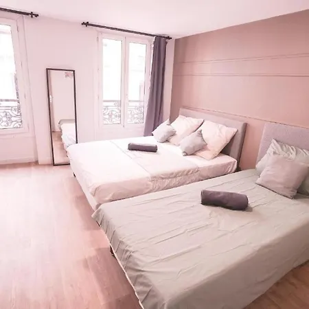 Hotel Royal De France 10 Paris